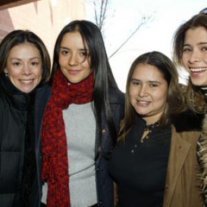 Patricia Rae Guilied Lopez Catalina Sandino Moreno and Yenny Paola Vega at event of Maria Full of Grace 2004
