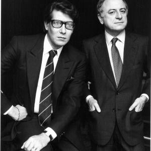 Still of Yves Saint-Laurent and Pierre Bergé in L'amour fou (2010)