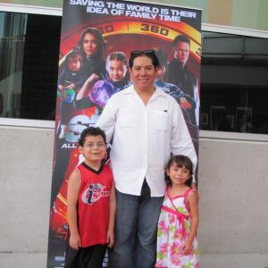 Julian RamirezXavier Ramirez  Anabella Ramirez on red carpet for SPY KIDS 4D