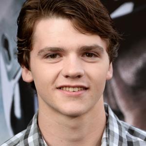 Joel Courtney at event of San Andreas 2015