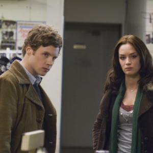 Still of Emily Blunt and Ashton Holmes in Wind Chill (2007)