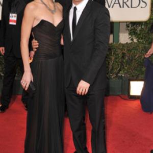 Michael C Hall and Jennifer Carpenter at event of The 66th Annual Golden Globe Awards 2009