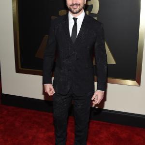 Juanes at event of The 57th Annual Grammy Awards (2015)