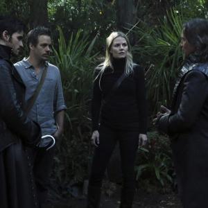 Still of Robert Carlyle Jennifer Morrison Colin ODonoghue and Michael RaymondJames in Once Upon a Time 2011