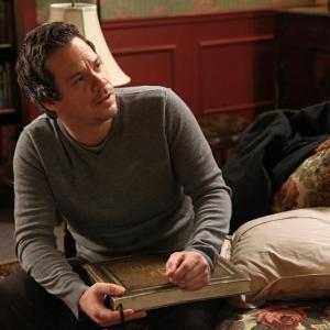 Still of Michael RaymondJames in Once Upon a Time 2011