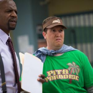 Still of Terry Crews and Nate Torrence in Brooklyn Nine-Nine (2013)