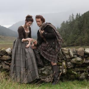 Still of Sam Heughan and Caitriona Balfe in Outlander 2014