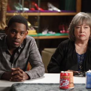 Still of Kathy Bates and Aml Ameen in Harry's Law (2011)