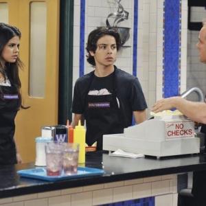 Still of Selena Gomez and Jake T. Austin in Wizards of Waverly Place (2007)