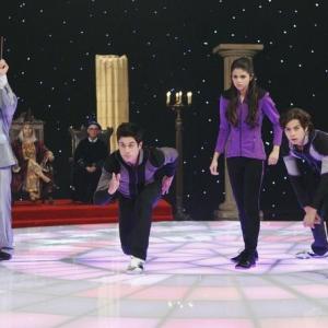 Still of Andy Kindler David Henrie Selena Gomez and Jake T Austin in Wizards of Waverly Place 2007