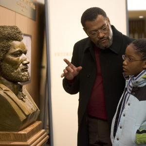Still of Laurence Fishburne and Keke Palmer in Akeelah and the Bee 2006