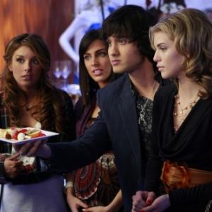 Still of Shenae Grimes-Beech, Michael Steger, AnnaLynne McCord and Jessica Lowndes in 90210 (2008)