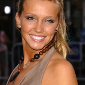Katie Cassidy at event of Naktinis reisas 2005