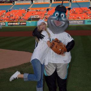 Misty throws first pitch for Florida Marlins and it is a STRIKE!
