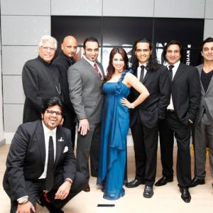 Mahima Chaudhry  Pasha Bocarie with cast at Pusher premier UK Oct 2010