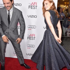 Oscar Isaac and Jessica Chastain at event of A Most Violent Year 2014