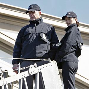Still of Mark Harmon and Cote de Pablo in NCIS: Naval Criminal Investigative Service (2003)