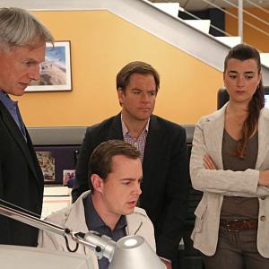 Still of Mark Harmon, Sean Murray, Michael Weatherly and Cote de Pablo in NCIS: Naval Criminal Investigative Service (2003)