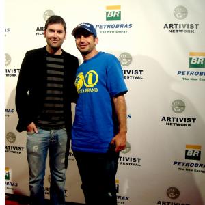 Josh Monkarsh with music supervisor Leron Kattan at the 2008 Artivist Film Festival for Monkarshs film Subway Cafe