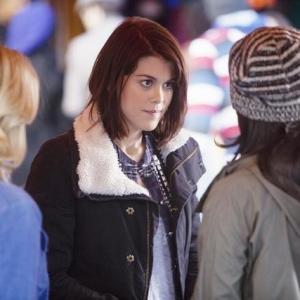 Still of Lindsey Shaw Claire Holt and Shay Mitchell in Jaunosios melages 2010