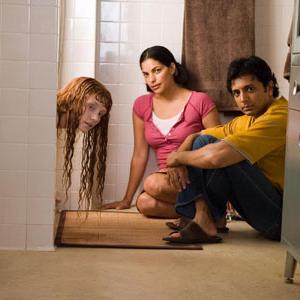 Still of Bryce Dallas Howard and M Night Shyamalan in Mergina vandenyje 2006