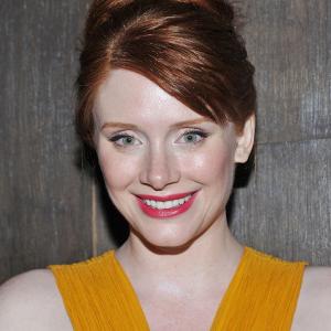 Bryce Dallas Howard at event of Restless 2011