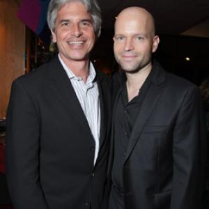 Marc Forster and Walter F. Parkes at event of Begantis paskui aitvara (2007)