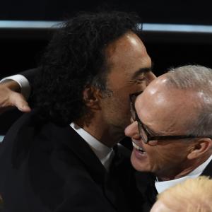 Michael Keaton and Alejandro Gonzlez Irritu at event of The Oscars 2015