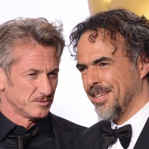 Sean Penn and Alejandro Gonzlez Irritu at event of The Oscars 2015