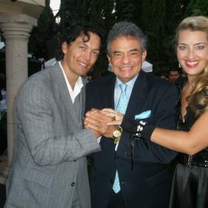 Jorge y Jennifer Jimenez en concierto con Jose Jose