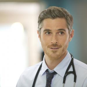 Still of Dave Annable in Red Band Society 2014