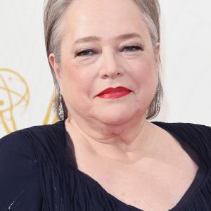 Kathy Bates at event of The 67th Primetime Emmy Awards (2015)