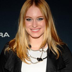 Leven Rambin at event of Gigantic 2008