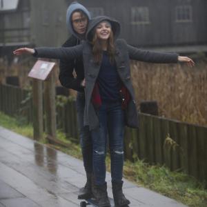 Still of Chlo Grace Moretz and Jamie Blackley in Jei pasilikciau 2014