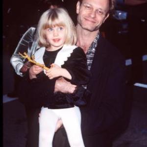 David Hyde Pierce at event of Is vabalu gyvenimo (1998)