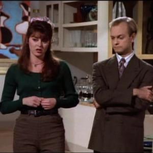 Still of David Hyde Pierce and Jane Leeves in Frasier (1993)