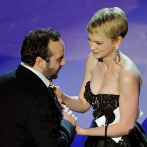 Nicolas Schmerkin and Carey Mulligan at event of The 82nd Annual Academy Awards 2010