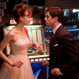 Still of Dominic Cooper and Carey Mulligan in An Education 2009