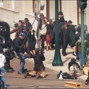 CREW SHOT PUBLIC ENEMIES JOHNNY DEPP TAKES ME HOSTAGE SIOUX FALLS BANK ROBBERY