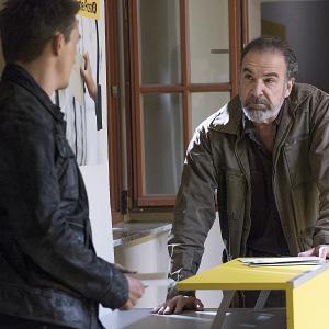 Still of Mandy Patinkin and Rupert Friend in Tevyne (2011)