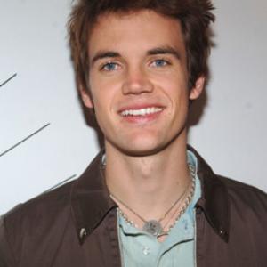 Tyler Hilton at event of Total Request Live 1999