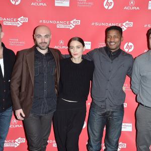 Casey Affleck, Ben Foster, David Lowery, Nate Parker and Rooney Mara at event of Ain't Them Bodies Saints (2013)