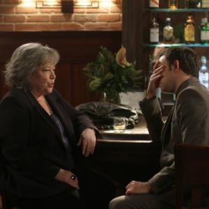 Still of Kathy Bates and Nate Corddry in Harrys Law 2011