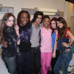 VICTORIOUS Keena Ferguson and cast