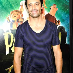 Gilles Marini at event of Paranormanas 2012