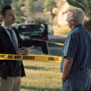 Detective Mike Earl Jay Moses questions neighbors on ABCs In An Instant