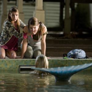 Still of Emma Roberts and Joanna 'JoJo' Levesque in Aquamarine (2006)
