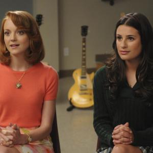 Still of Lea Michele and Jayma Mays in Glee (2009)