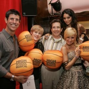 Ashley Tisdale, Vanessa Hudgens and Lucas Grabeel at event of High School Musical (2006)