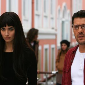 Ilker Aksum and Tuba Büyüküstün in 20 Dakika (2013)